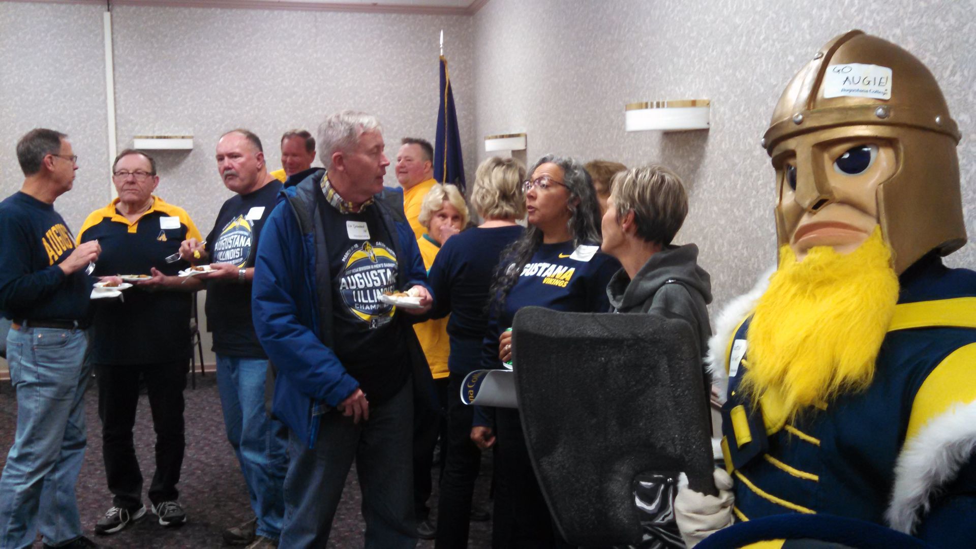 Augie fan party